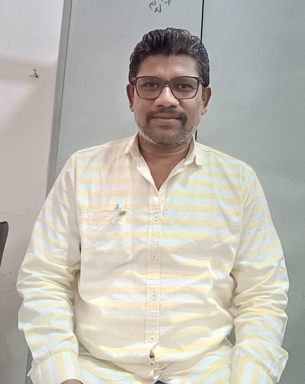 Mr DHIRENDRA KUMAR YADAV